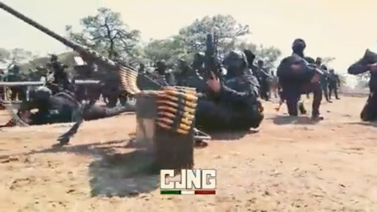 CJNG presume armas e informa que mandos de la guardia nacional protegen al CDS