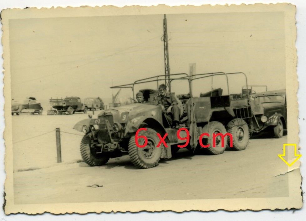 Foto WH Englischer Beute Jeep Morris Dünkirchen Panne