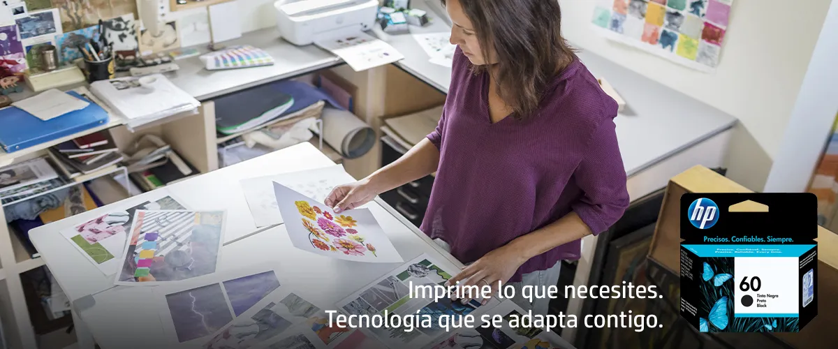 Cartucho de tinta original HP 60 en color negro.