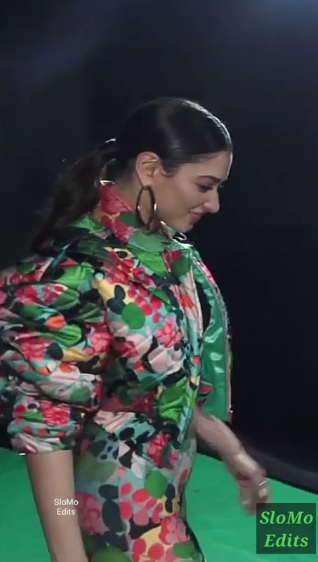 VideoCapture_20191112-221039