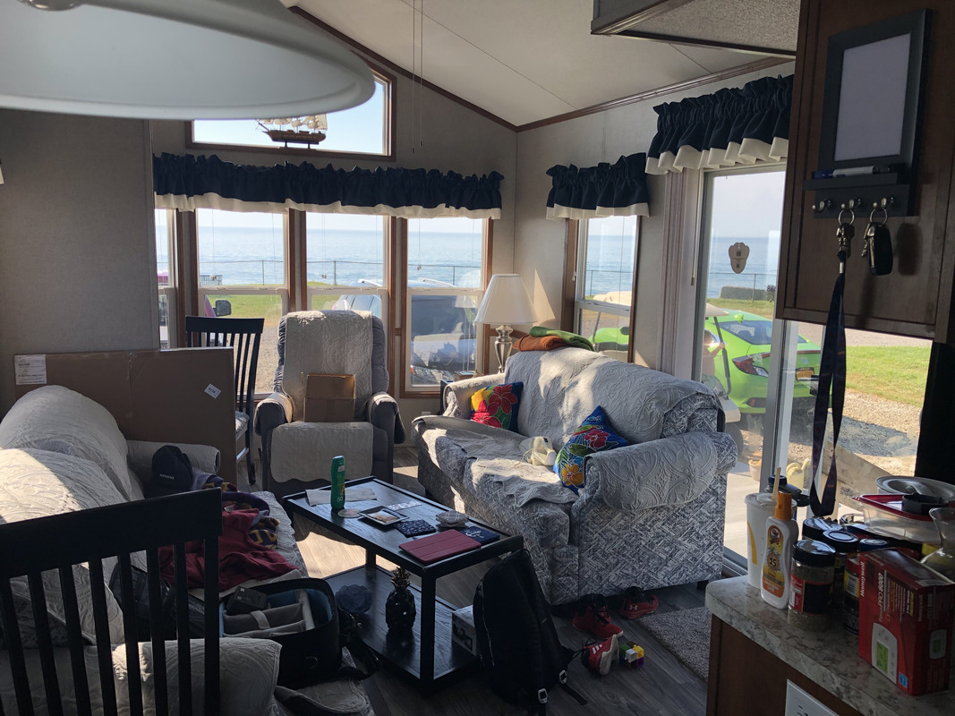 2B060D89-6A5A-4002-A2E7-F5E976E46459