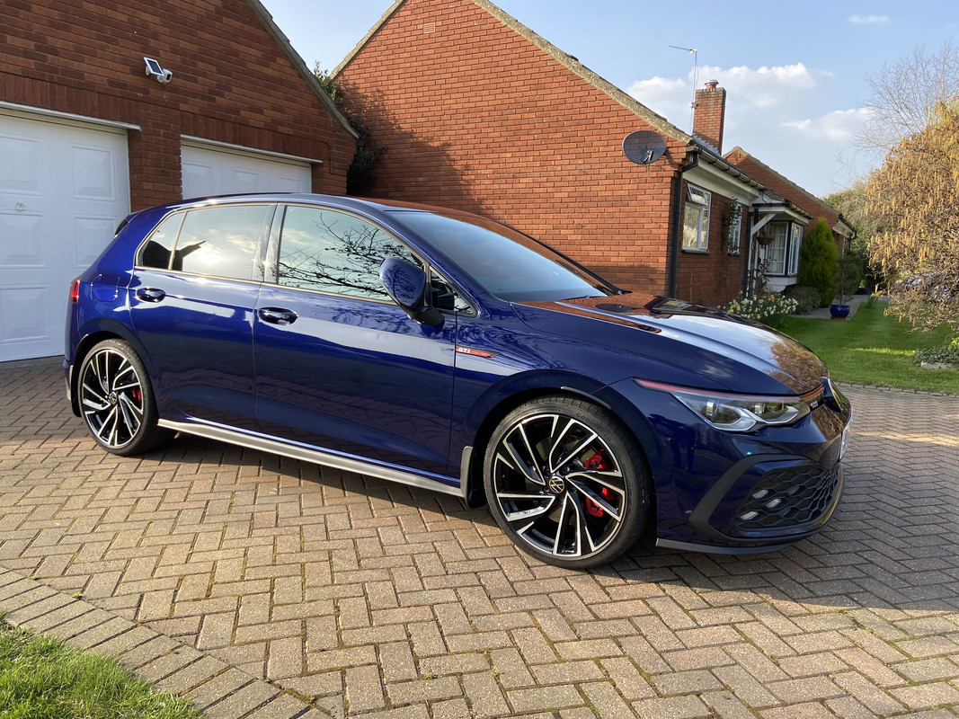 8116005F-7ED7-44A3-9AC5-22B7E2FB50E5