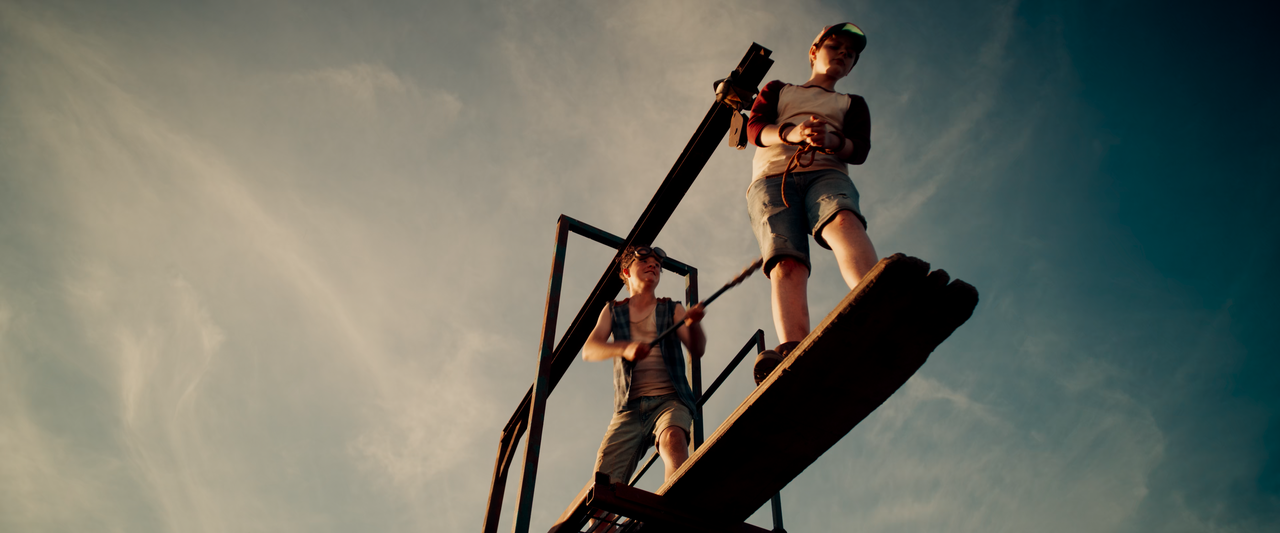 Children.of.the.Corn.2020.2160p.AMZN.WEB-DL.HDR.H.265-Нечипорук.mkv_snapshot_00.13.36.816