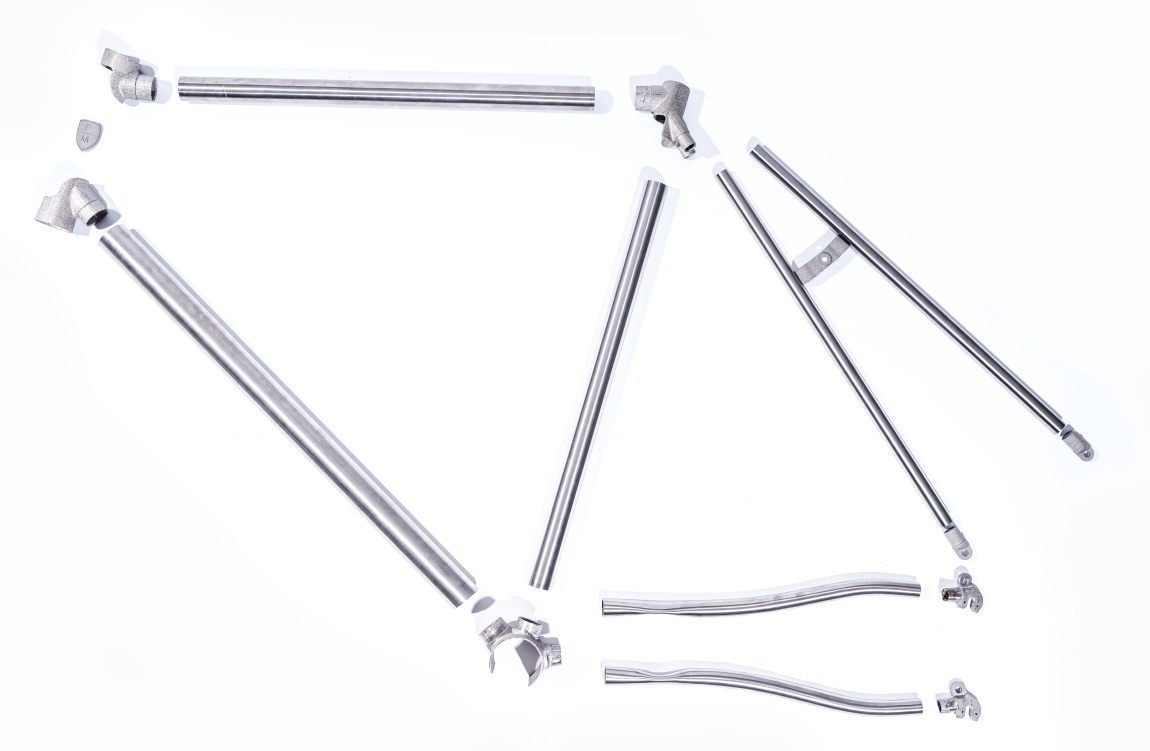 FM-3D-Printed-Titanium-Bicycle-12-