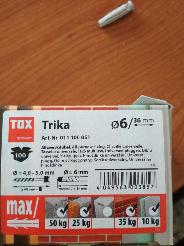 C2A7B077-4573-4089-89A2-1433298BF305