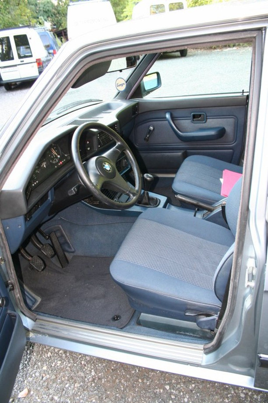 bmw-serija-5-518i-slika-85335166