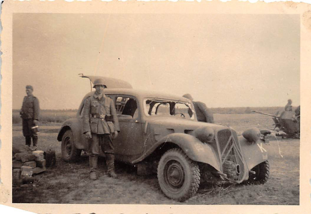 PKW Citroen an Flak - Geschütz Erdkampf Schitomi