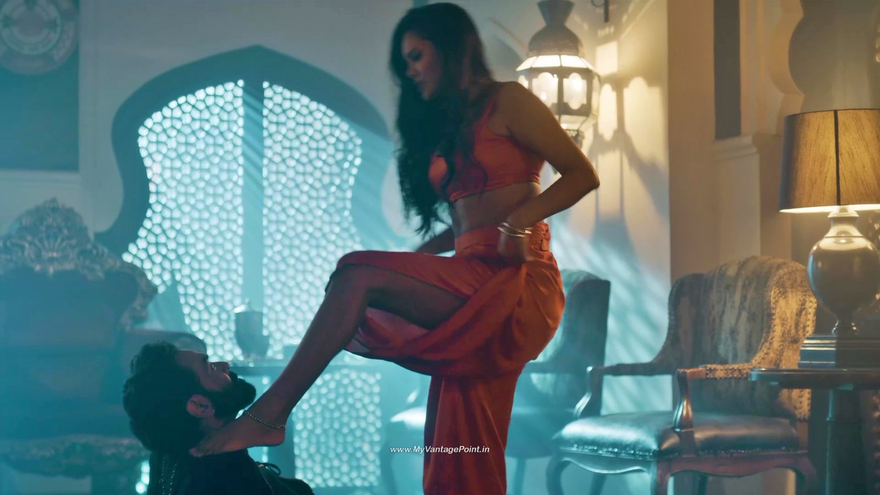 162Esha Gupta Hot in Aashram Web Series