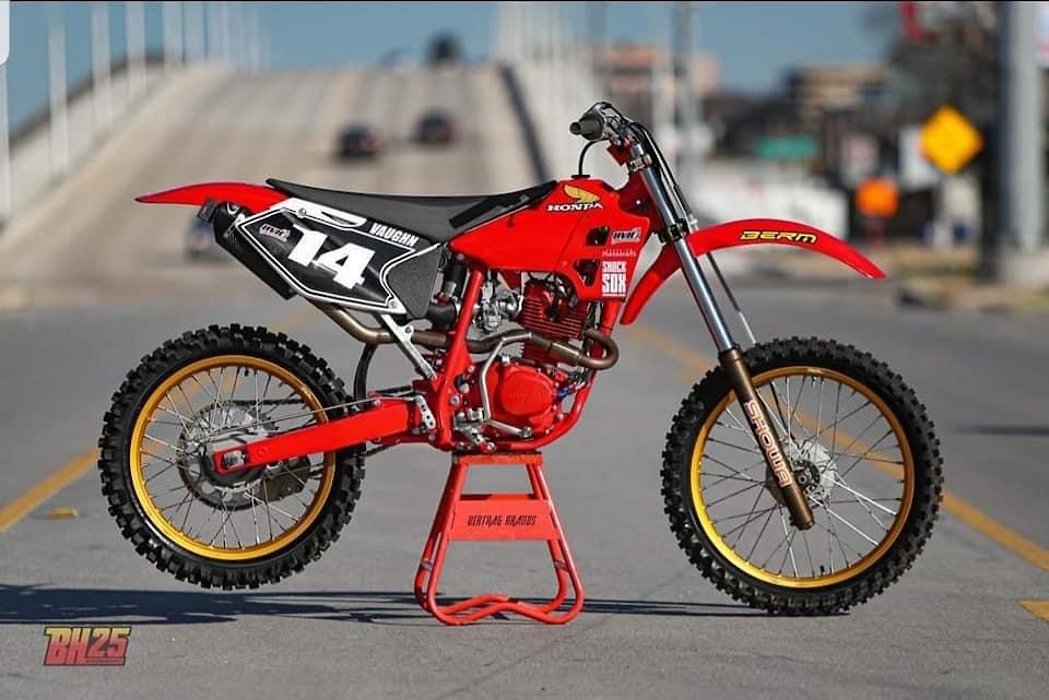 s1200_95B4608B_893D_4FC1_BE83_83046985F41B