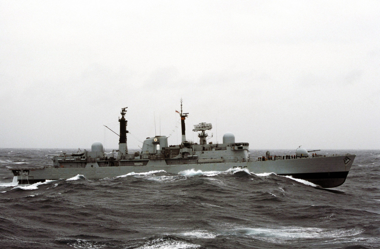 HMS Birmingham (D.86) у Фолклендов, 1982