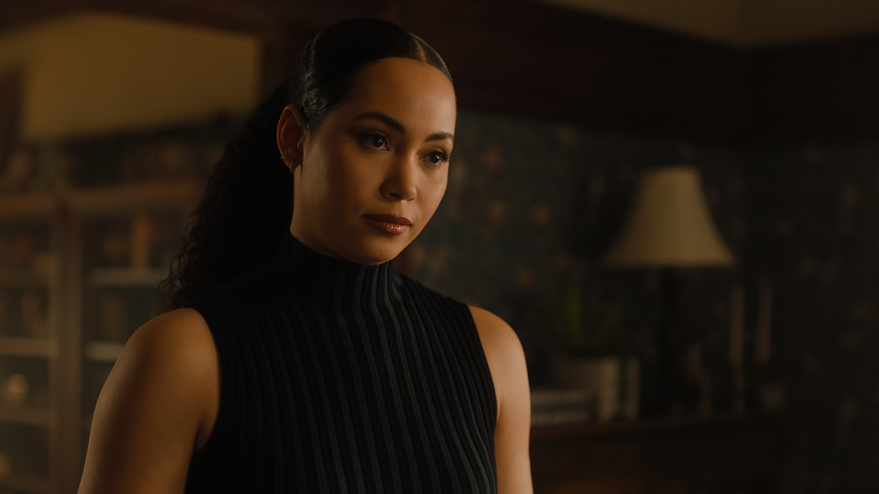 Charmed.(2018).S03E13.Chaos.Theory.1080p.10bit.AMZN.WEB-DL.DDP5.1.HEVC-Vyndros.mkv_snapshot_15.44_[2