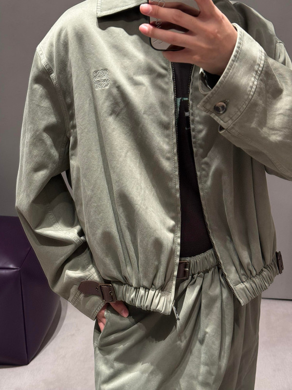 2025-10-18-23-35-IMG-8624