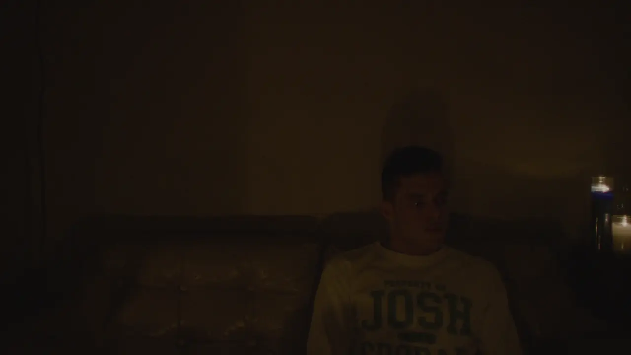 Mr.Robot.S03E01.Modalita.risparmio.energetico.1080p.BDRip.ITA.ENG.FLAC.x264-BlackBit[screenshot 7]