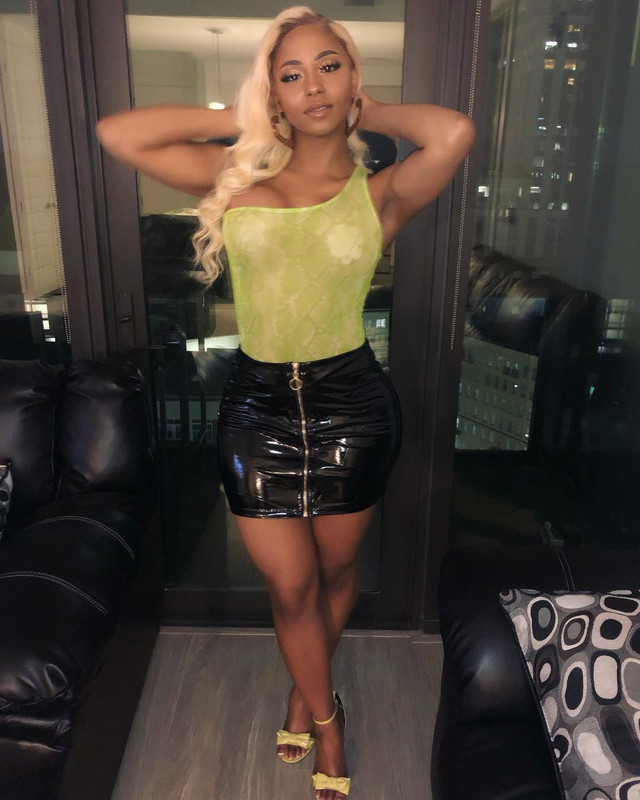 clthebombshell_55851114_393841674786406_2084973376834948770_n