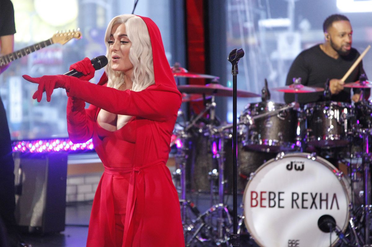 bebe-rexha-performs-at-good-morning-america-in-new-york.-01-13-2