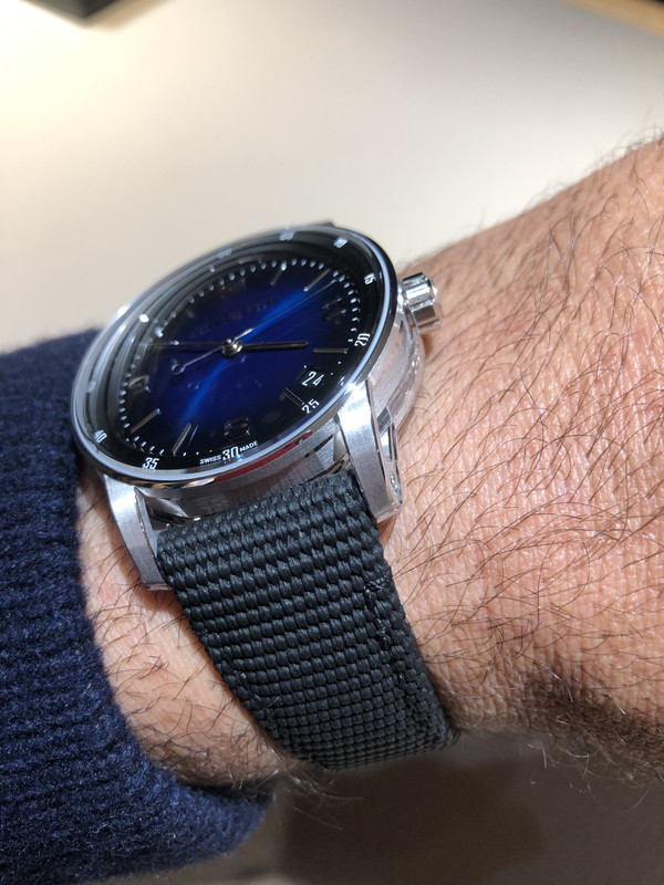 E40F1573-8E79-4C7F-84E7-9D1A6857A7F1