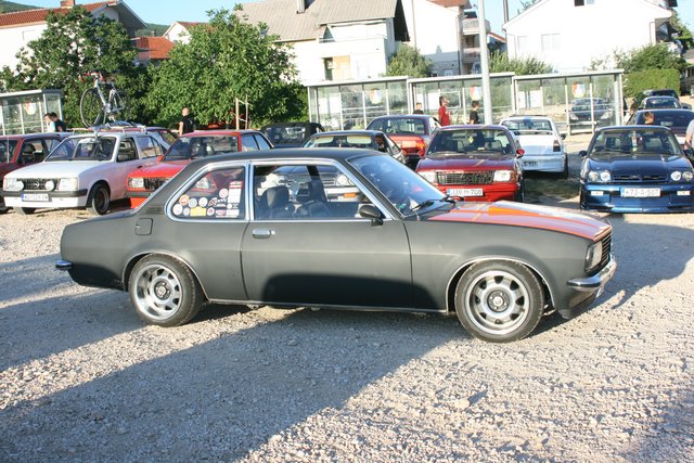 opel ascona b - Page 7 IMG-0110