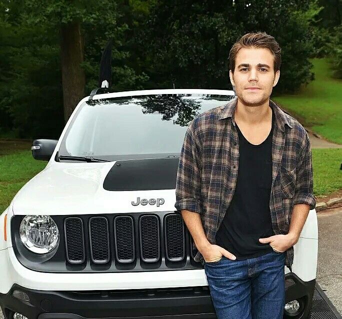 Foto del auto de Paul Wesley - 