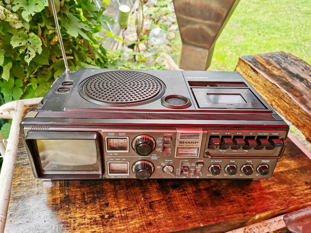 6414A83B-CA58-4BF3-8D94-F3452A34B86A