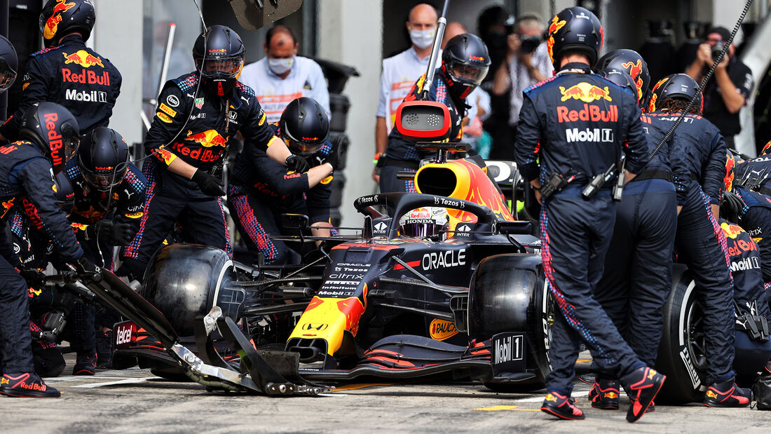 Max-Verstappen-Red-Bull-GP-Oesterreich-2021-Spielberg-Rennen-169Gallery-f2f8b002-1811106