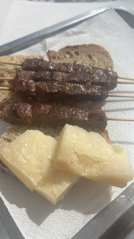 E47F8A56-B806-4B02-891E-8E21C31C6A8D