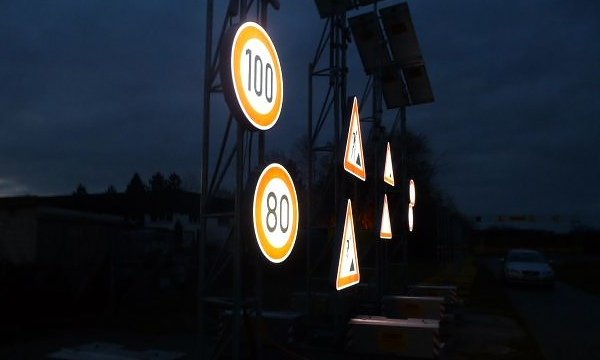 Флуоресцентные знаки
