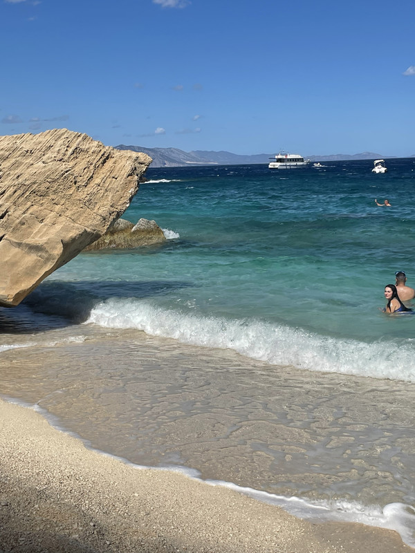 0248C2B4-850E-40AB-9419-593DCBF1D816