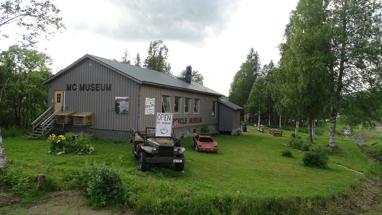 DSC01145.jpg
