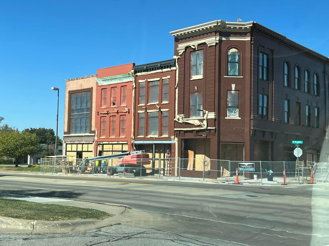 E5003087-44DF-4F1D-BD53-40B68808497A