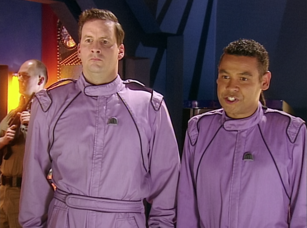 Red.Dwarf.S08E06.Pete.1.1080p.FLAC.2.0.AVC.REMUX-FraMeSToR[SS]16