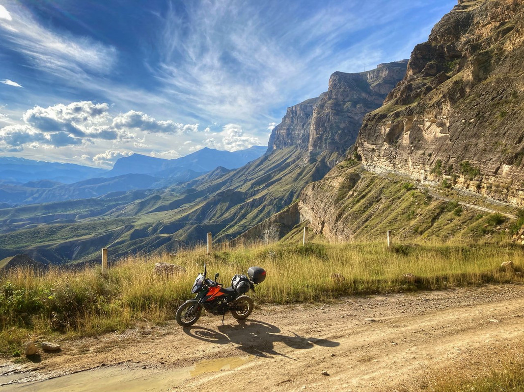 5A841D8F-AA51-492A-84CF-9C90F671D27F