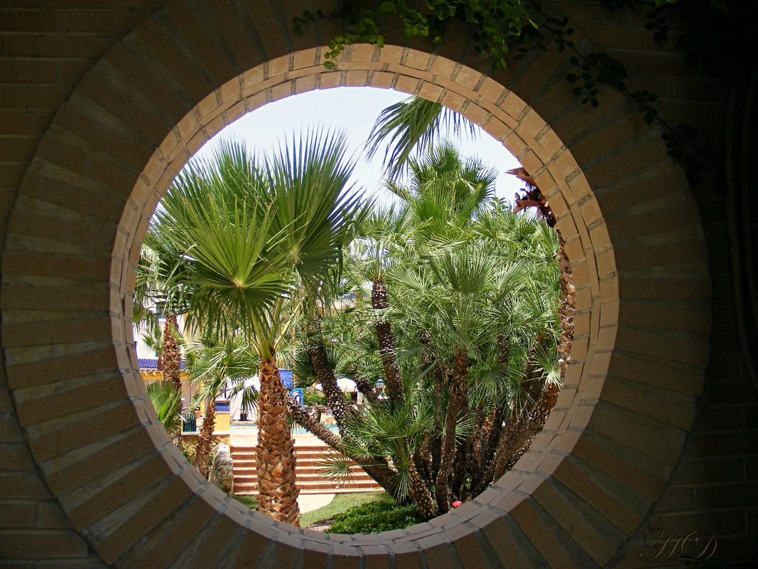 porthole-Spain-2010-HD.jpg