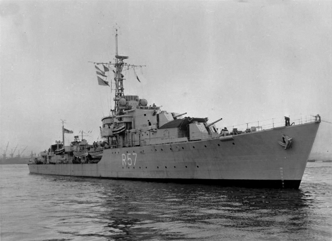 HMS Cossack (R.57), 30 августа 1945