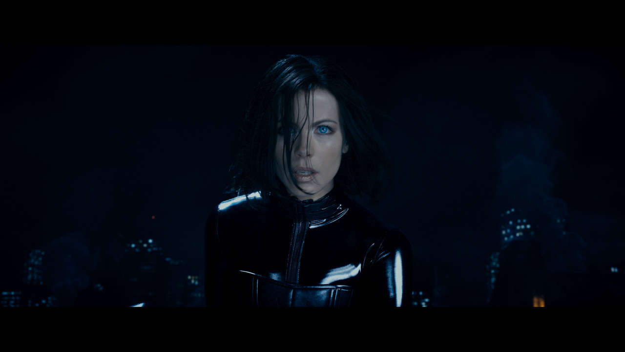 underworld.awakening.2012.4k-kc.mkv_snapshot_00.04.48.617