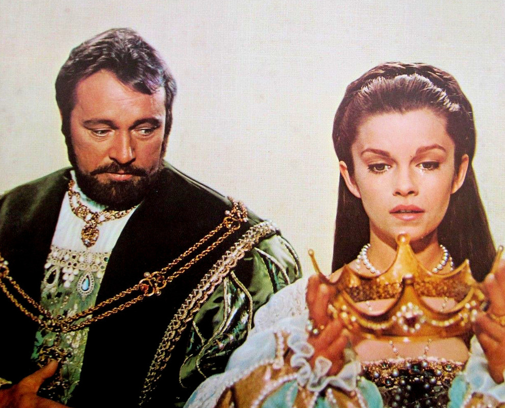 genevieve_bujold_b02