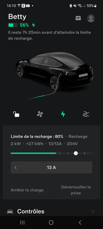 Je recharge ma Tesla Model 3 à la maison 