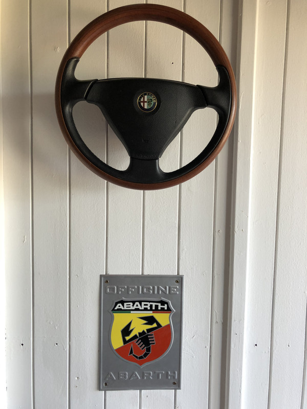 F7BEED01-9751-4084-BFD7-0200235EFAE6