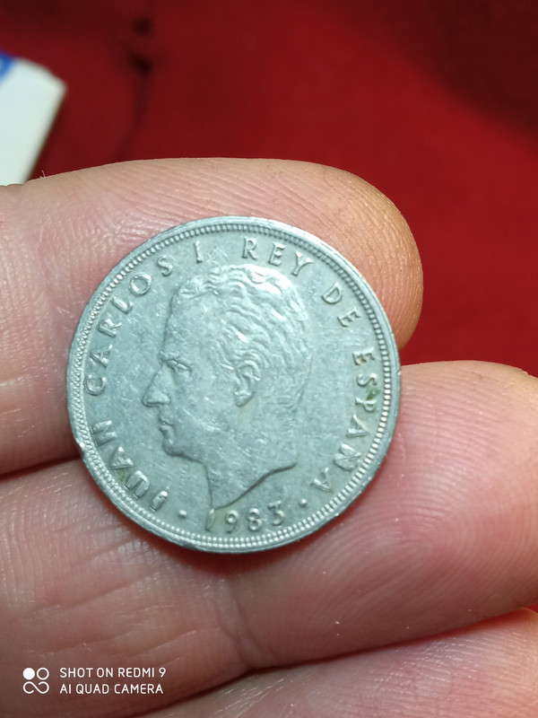 5 pesetas del rey de 1983 con troquel empastado. IMG-20201108-194004