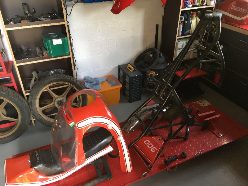 D457D50C-71DA-46C7-A90A-B60F4E34D18C