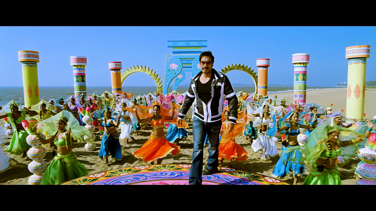 Tamanna Hot Song From Himmatwala Naino Main Sapna 4K (Best Quality).mp4_snapshot_00.21_[2021.04.05_1