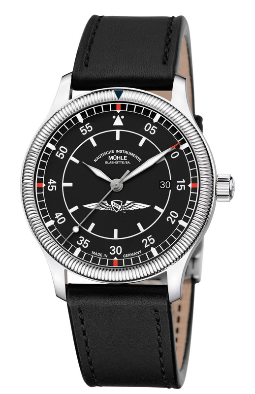 Muehle_Glashuette_AeroSport_AOPA_LE_front_1000