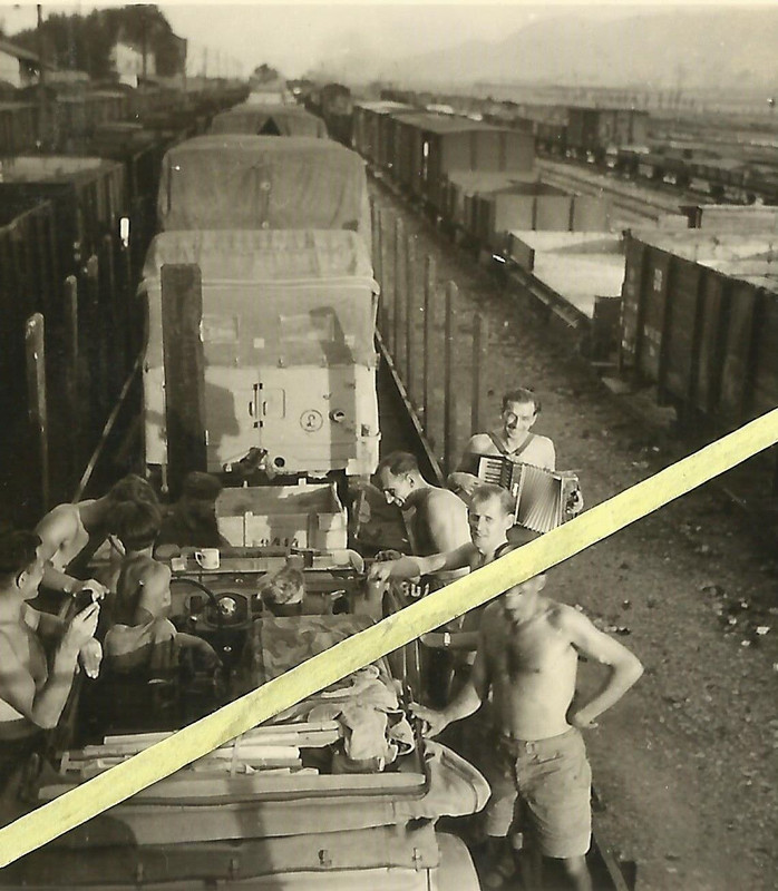 2WK Panzer Lehr Division - KFZ Kübelwagen mit Tr