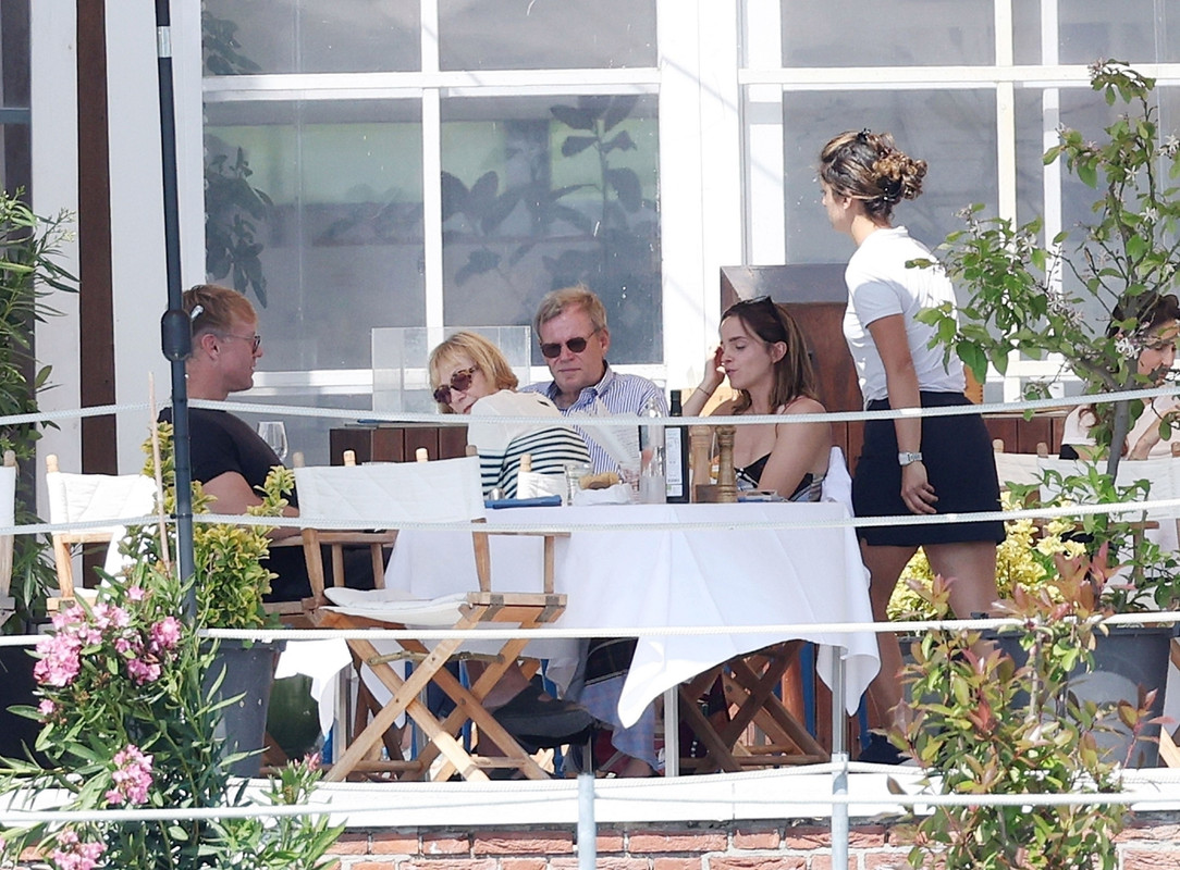 emmawatson-photogallery.blogspot.com (18)