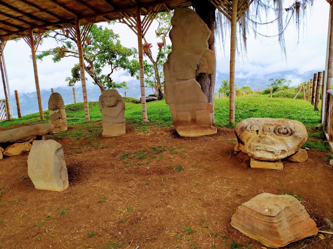 Colombia por libre en 18 días - Blogs de Colombia - Estrecho río Magdalena, Parque de San Agustín y ruta hasta Cali (12)