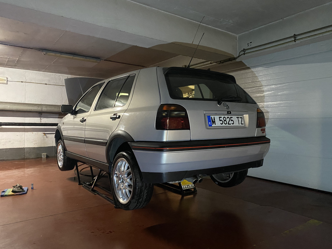 D7E54B1B-7D99-4E50-B367-89ABD162227C