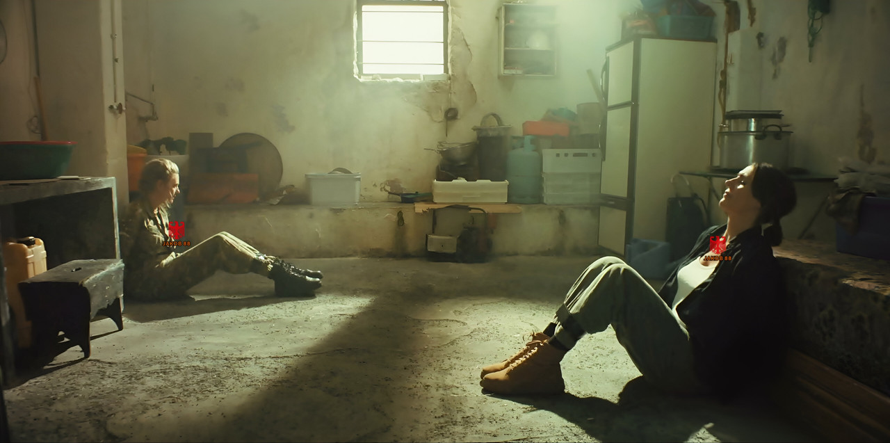 Suranne Jones, Romola Garai 3 - Vigil S02E04