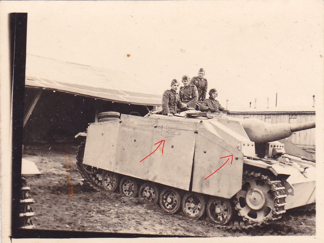 Stug Sturmgeschütz  13 Langrohr mit Seitenschürz