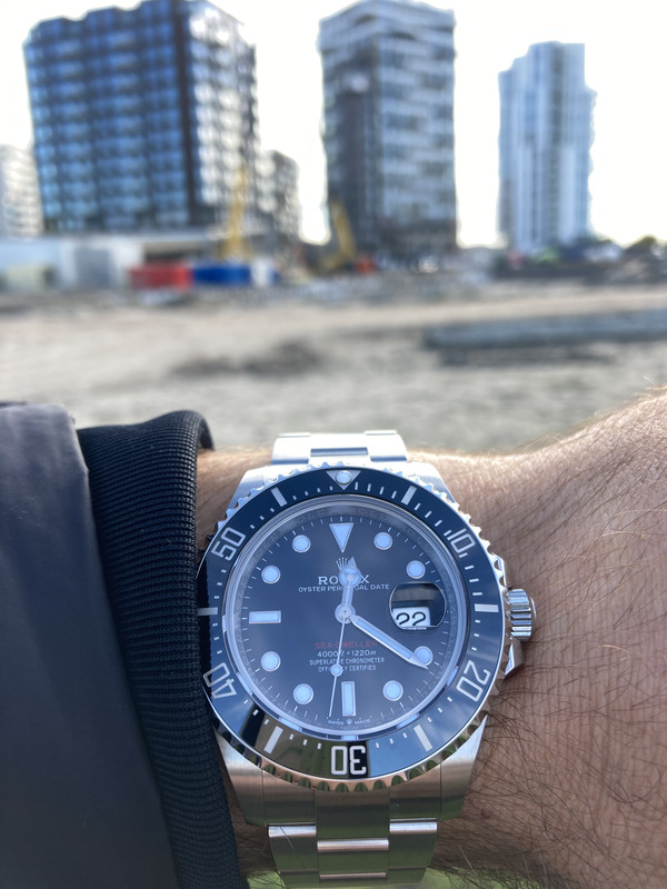 B5795119-E30D-4BAE-AFE5-A990A7DEC42E