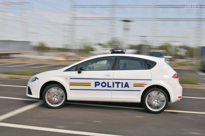 seat-leon-cupra-politie-8m