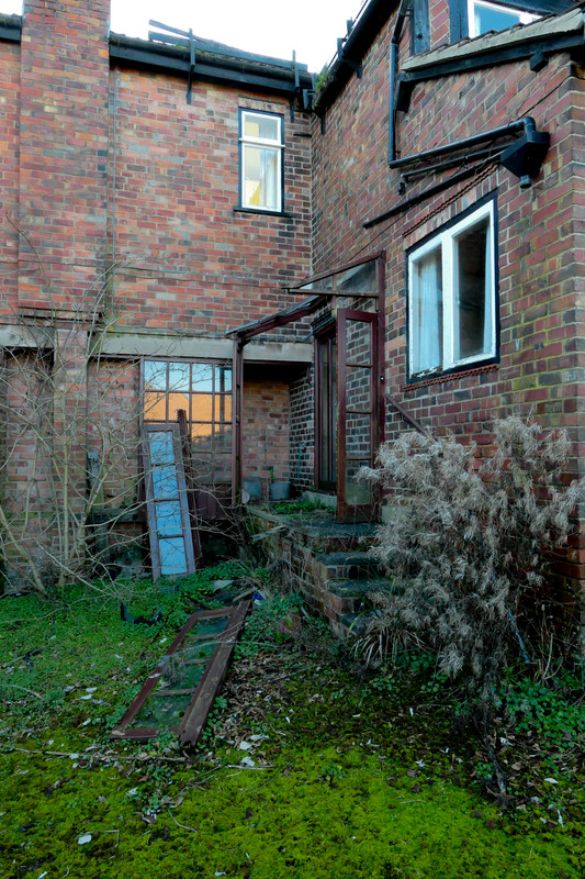 Appleton Gardens 190106 4 — Postimages